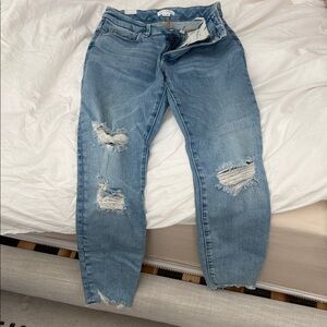Good American High Rise Light Blue Jeans